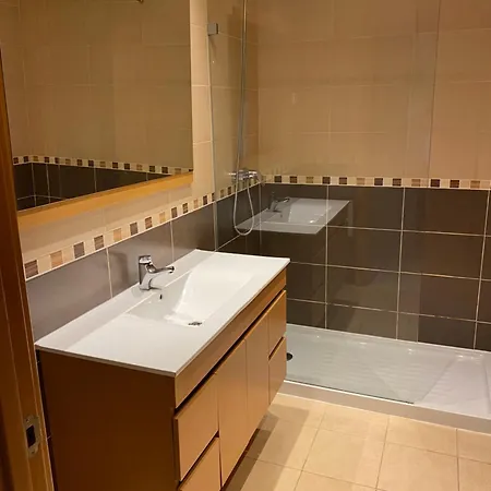 Apartman En 1 A 5 Personnes