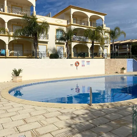 En 1 A 5 Personnes Apartment
